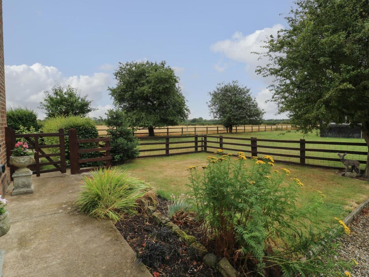 2 Crosslands Vila York Exterior foto